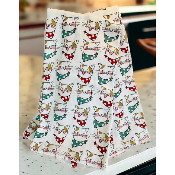 NWT Bandana Cat Lover Kitten Orange Cats Polka Dots Kitchen 2 Piece Towel Set - Picture 1 of 2